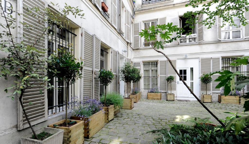 Helzear Montorgueil Suites Paris Exterior foto